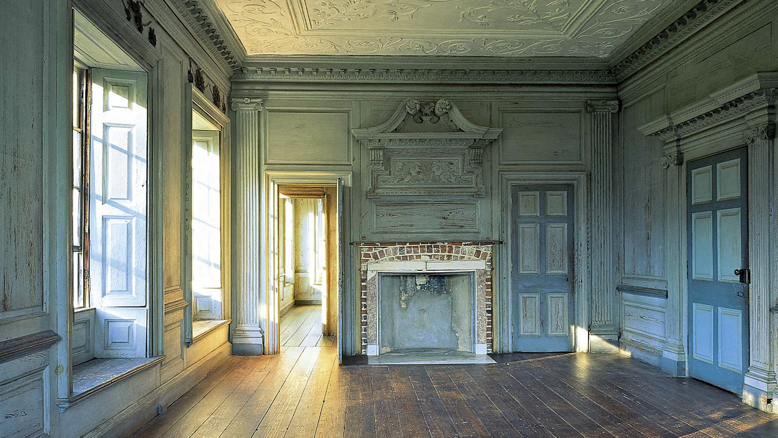 Designing the Classical Interior: Washington Mid-Atlantic "Stay Inside